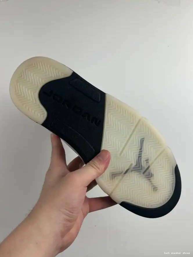 Reps LUCY 5 'WHITE JORDAN RETRO DD0587-110 AIR BLACK' 0509